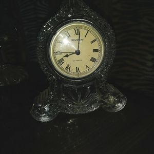Vintage Crystal Mantle Clock With Quartz